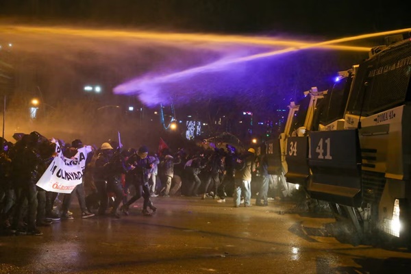 इस्तांबुल के मेयर की गिरफ्तारी के विरोध में तुर्किये में 1,133 लोग हिरासत में लिए गए