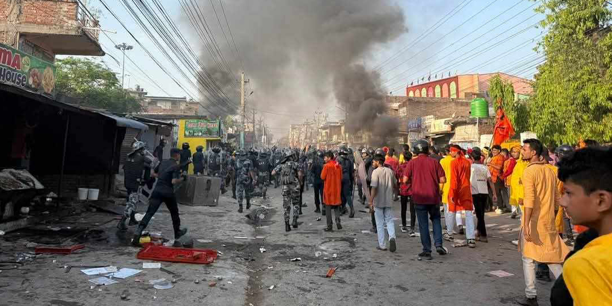  नेपाल में हनुमान जयंती पर निकली शोभा यात्रा पर पथराव, स्थिति तनावपूर्ण