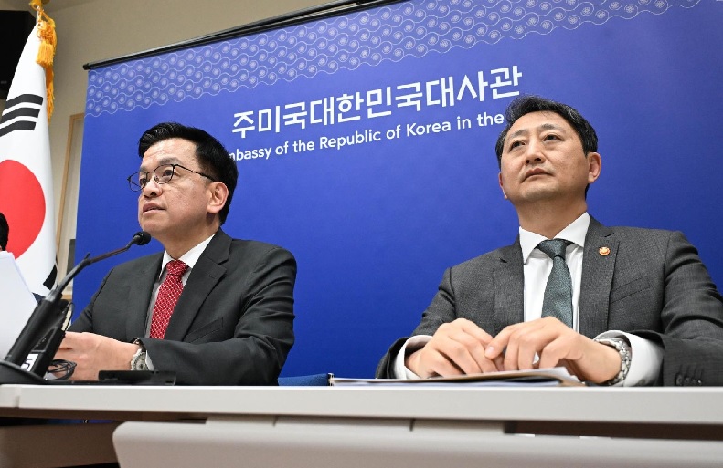  दक्षिण कोरिया ने अमेरिका से टैरिफ पर मांगी छूट, जुलाई तक इंतजार करने को तैयार