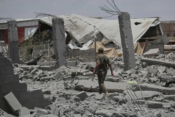 यमन: हिरासत केंद्र पर अमेरिकी हमले में 68 अफ्रीकी प्रवासी मारे गए, 50 घायल