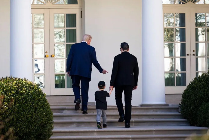 एलन मस्क के लिए ट्रंप ने बंद किए व्हाइट हाउस के दरवाजे