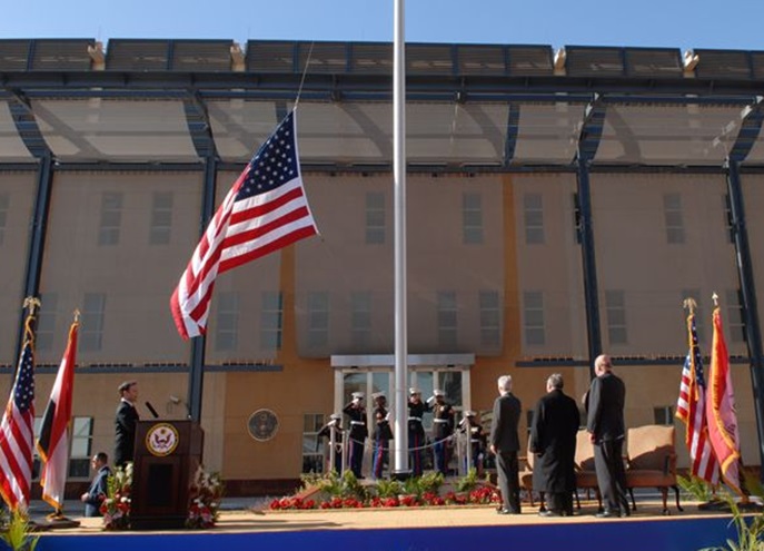 ईरान से तनाव के बीच अमेरिका ने इराक, बहरीन, कुवैत से अपने कुछ राजनयिकों और सैन्य अधिकारियों को वापस बुलाया