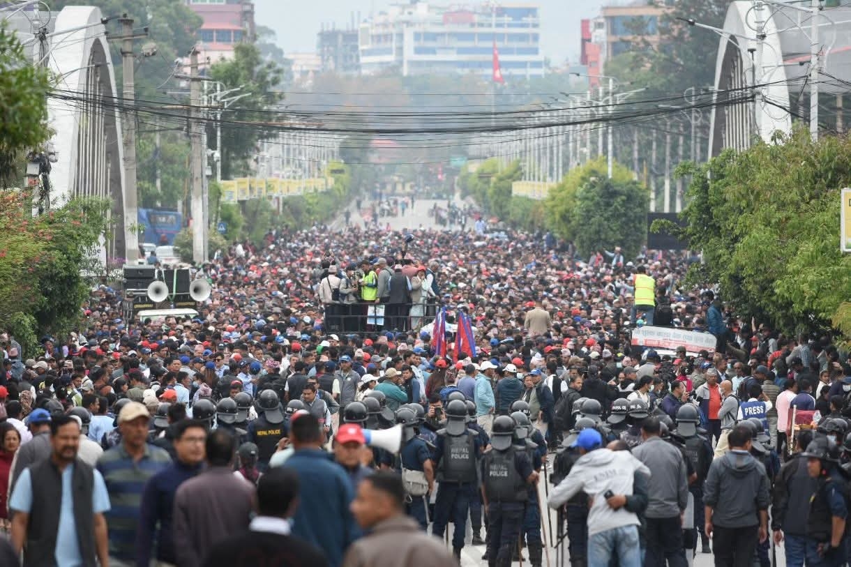 नेपाल शिक्षक संघ ने सरकार को दी देशव्यापी हड़ताल की चेतावनी