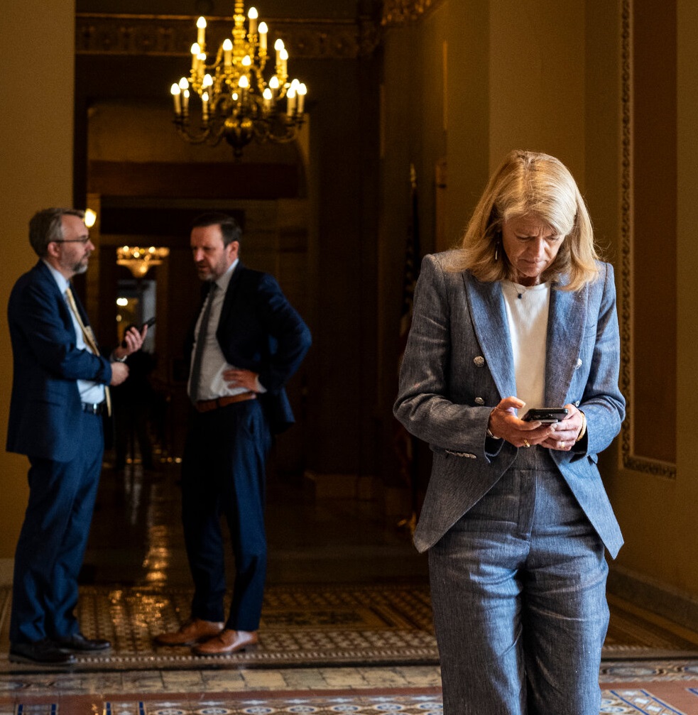 अपने भी हुए ट्रंप के घरेलू नीति विधेयक के खिलाफ