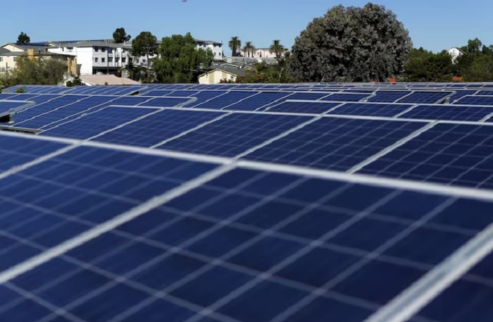 अमेरिकी सोलर कंपनियों ने भारत, इंडोनेशिया और लाओस से होने वाले आयात पर टैरिफ की मांग की