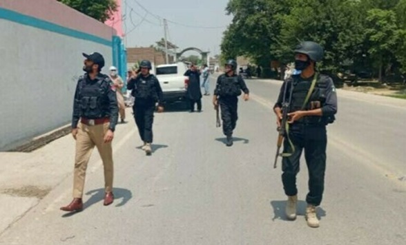  पाकिस्तान के खैबर पख्तूनख्वा में आतंकवादियों ने पुलिस अधिकारी को मौत के घाट उतारा
