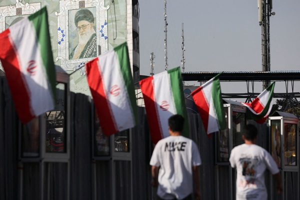 युद्धविराम के बाद ईरान ने खोला पूरा हवाई क्षेत्र, उड़ान सेवाएं सामान्य