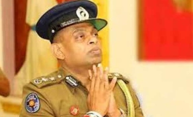 श्रीलंका की संसद में पुलिस प्रमुख देशबंदु टेन्नकून को पद से हटाने के महाभियोग प्रस्ताव पर बहस शुरू