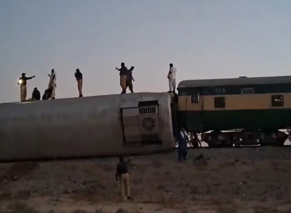  क्वेटा में जाफर एक्सप्रेस विस्फोट की जिम्मेदारी बलोच रिपब्लिकन गार्ड्स ने ली, पाकिस्तान की सेना के कई जवानों को मारने का किया दावा