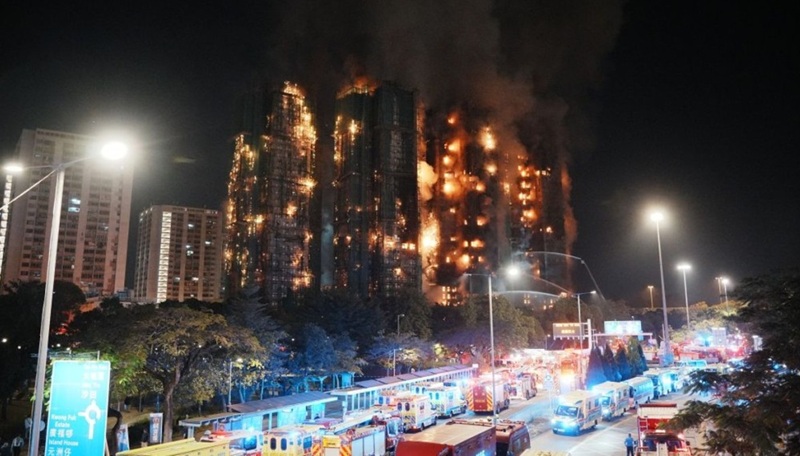 हांगकांग की आठ आवासीय इमारतों में लगी आग में अब तक 44 की मौत, बचाव अभियान जारी