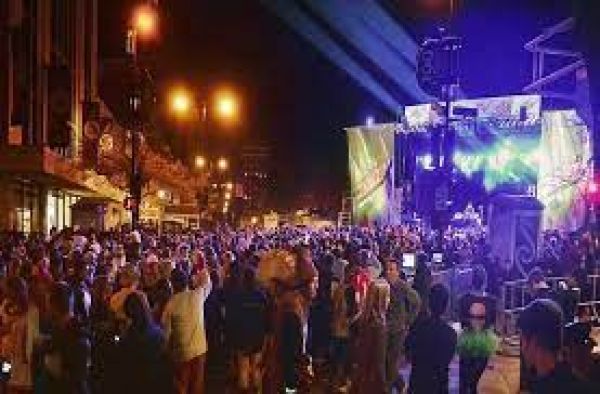 शिकागो में हैलोवीन की रात गोलीबारी में तीन बच्चों समेत 15 लोग घायल