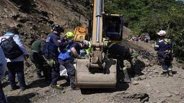 कोलंबिया में भूस्खलन से भारी तबाही, 33 लोगों की मौत, नौ को बचाया गया