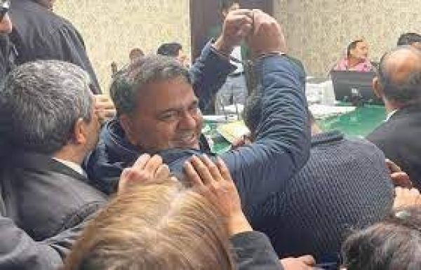  पाकिस्तान: इमरान के करीबी व पूर्व मंत्री फवाद चौधरी की जमानत मंजूर