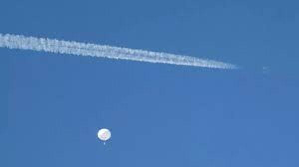 अमेरिका के बाद अब कोलंबिया में दिखा संदिग्ध गुब्बारा