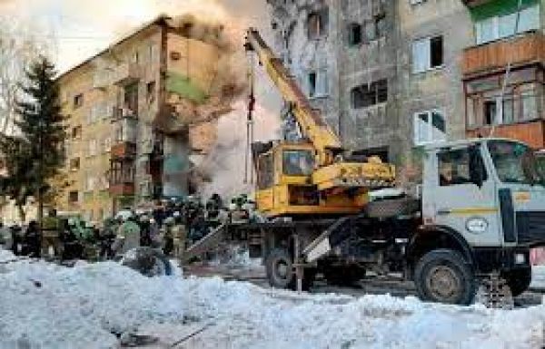 रूस की आवासीय इमारत में धमाका, दो साल के बच्चे सहित 12 की मौत