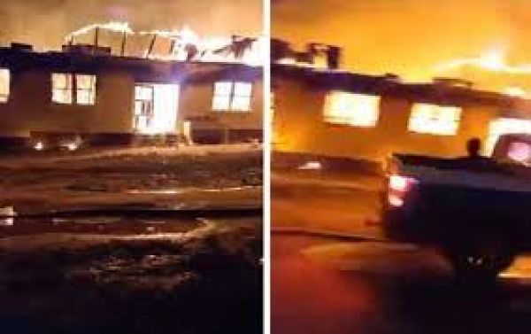 गुयाना में, जॉर्जटाउन से लगभग 200 मील दूर स्कूल में आग लगने से 19 बच्&zwj;चों की मृत्&zwj;यु हो गई