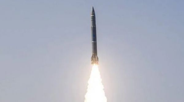 उत्तर कोरिया ने दो बैलिस्टिक मिसाइल दाग वाशिंगटन, जापान और सियोल को दिखाई ताकत