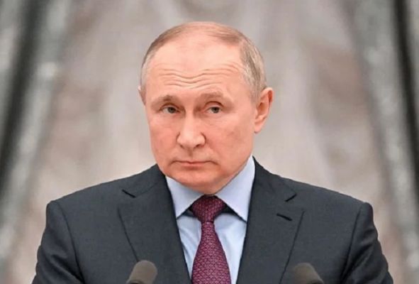 रूस ने ब्रिटेन की मंत्री फ्रेजर और अंतरराष्ट्रीय आपराधिक न्यायालय के अभियोजक पर प्रतिबंध लगाए