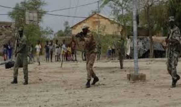 माली में बंदूकधारियों ने हमला कर 23 लोगों की हत्या की