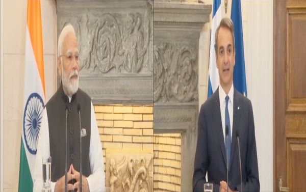 भारत और ग्रीस ने रक्षा, सुरक्षा और कृषि सहित विभिन्&zwj;न क्षेत्रों में महत्&zwj;वपूर्ण भागीदारी मजबूत करने पर सहमति व्&zwj;यक्&zwj;त की है