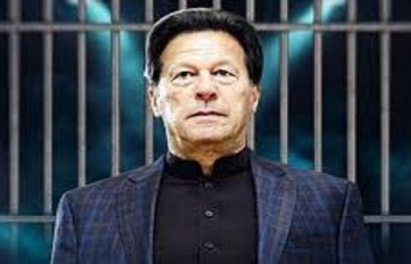 पाकिस्तान की अटक जेल में बिगड़ी इमरान की सेहत, सरकार ने बढ़ाईं सुविधाएं