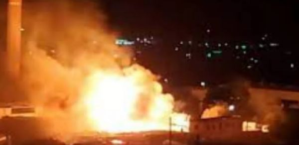 यमन की राजधानी सना के गैस स्टेशन में शक्तिशाली विस्फोट