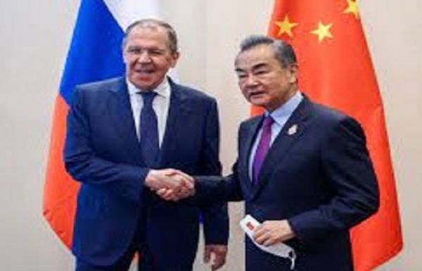 रूस की चार दिवसीय यात्रा पर चीनी विदेश मंत्री, यूक्रेन युद्ध और पुतिन की बीजिंग यात्रा पर होगी चर्चा