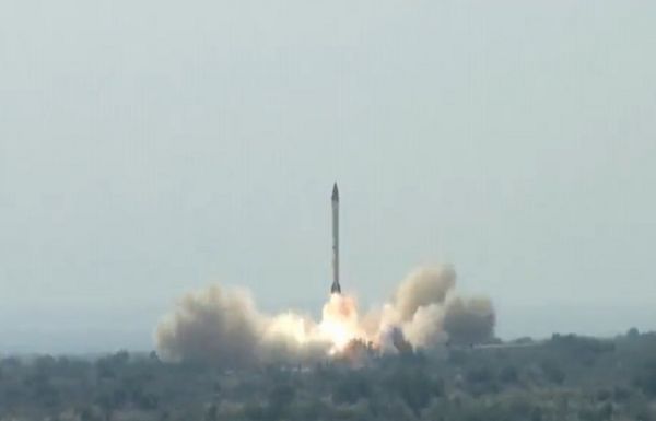 पाकिस्तान ने किया 'अबाबील' बैलिस्टिक मिसाइल का परीक्षण, भारत भी जद में