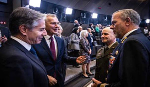 नाटो-यूक्रेन परिषद ने विदेश मंत्री स्तर पर अपनी पहली बैठक की