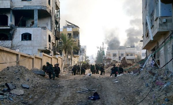 इजराइल ने गाजा पट्टी पर जमीनी आक्रमण में झोंकी ताकत, नागरिकों को चेताया-खाली करो खान यूनिस