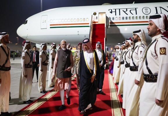 कतर पहुंचे प्रधानमंत्री मोदी