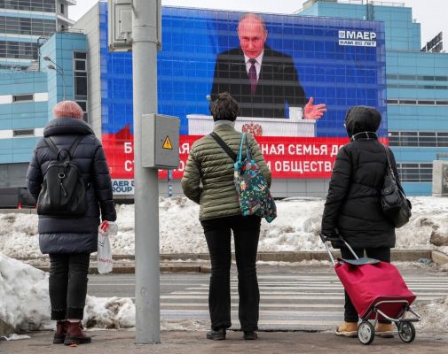 पुतिन ने कहा-अमेरिका के साथ रूस वार्ता को तैयार