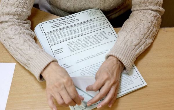 रूस में राष्ट्रपति पद के चुनाव के लिए मतदान शुरू