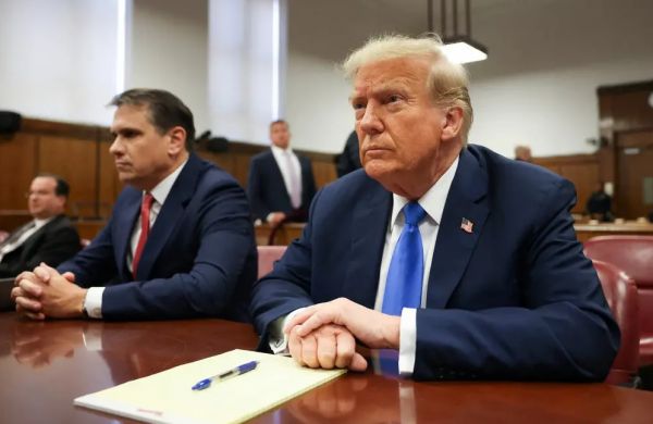 अमेरिका में अभियोजन पक्ष ने पूर्व राष्ट्रपति ट्रम्प के खिलाफ साक्ष्य रखे