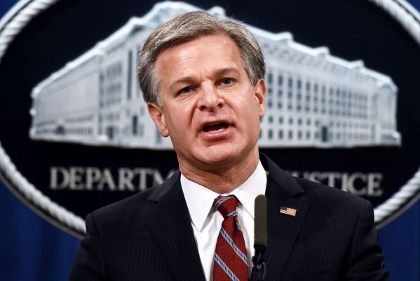 एफबीआई निदेशक ने कहा, हमलावर ने ऑनलाइन कैनेडी की हत्या की जानकारी लेने के बाद ट्रंप पर किया हमला