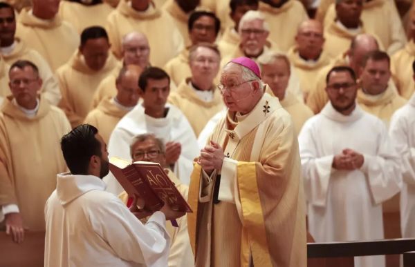 लॉस एंजिल्स में आर्कबिशप गोमेज ने यौन शोषण पीड़ितों से मांगी माफी, 1353 लोगों को 880 मिलियन डॉलर के भुगतान पर सहमति