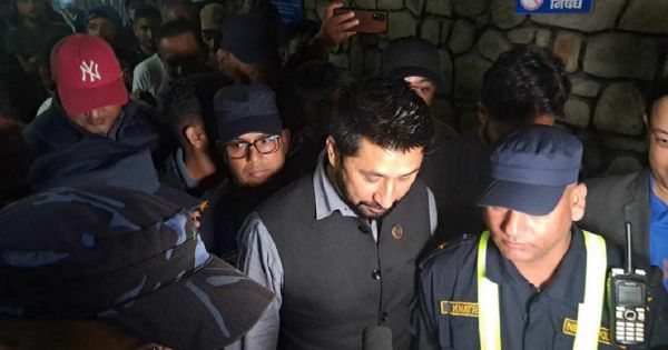 पुलिस हिरासत में नेपाल के पूर्व उपप्रधानमंत्री रवि लमिछाने के नाम एक और अरेस्ट वारंट 