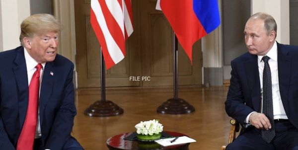 अमेरिका के नवनिर्वाचित राष्ट्रपति डोनाल्ड ट्रंप और रूसी राष्ट्रपति व्लादिमीर पुतिन ने टेलीफोन पर बातचीत की 