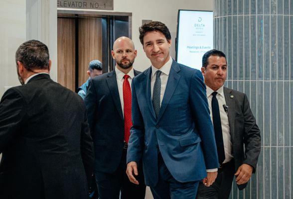 कनाडा के प्रधानमंत्री ट्रूडो फ्लोरिडा पहुंचे ट्रंप से मिलने 