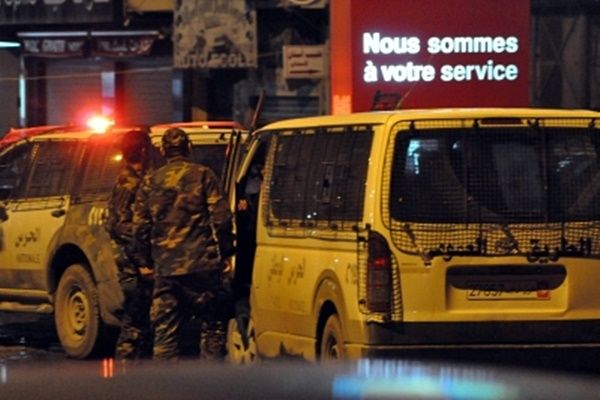 ट्यूनीशियाई समुद्री गार्डों ने 27 शव बरामद किए, 83 अवैध अप्रवासियों को बचाया