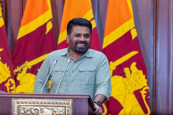 श्रीलंका के राष्ट्रपति ने अनुसंधान एवं विकास के व्यावसायीकरण के लिए राष्ट्रीय पहल की शुरुआत की