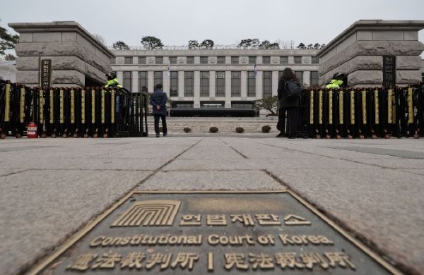 येओल के खिलाफ महाभियोग मुकदमे की पहली औपचारिक सुनवाई पर सबकी नजर