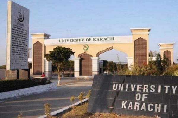 कराची विश्वविद्यालय ने स्टूडेंट्स के लिए ड्रेस कोड लागू किया