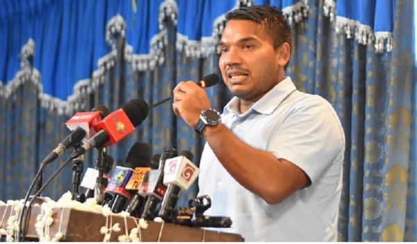 श्रीलंका के पूर्व राष्ट्रपति महिंदा राजपक्षे के सांसद पुत्र नमल के खिलाफ परीक्षा में धांधली की जांच शुरू 