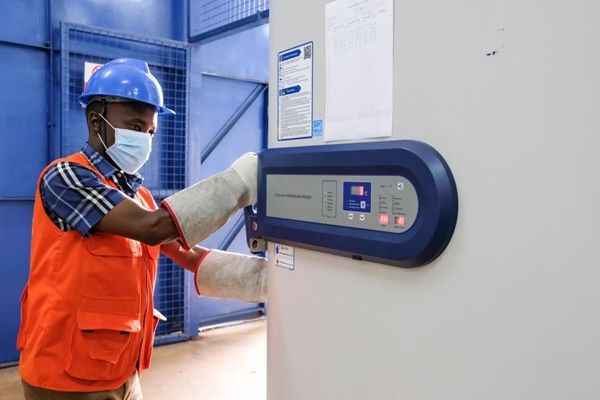 युगांडा ने इबोला सूडान वायरस प्रकोप की समाप्ति की घोषणा की