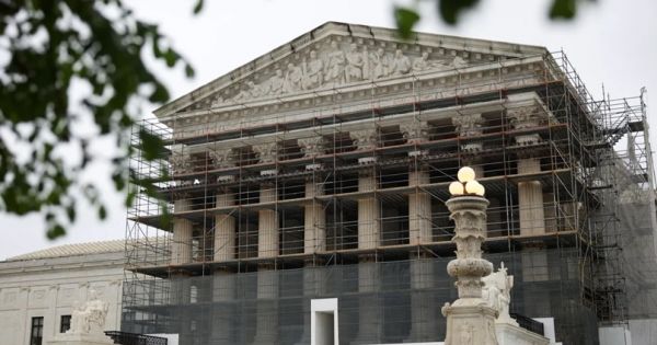 अमेरिका में जन्मजात नागरिकता पर सुप्रीम कोर्ट में सुनवाई शुरू, जून में फैसला संभव