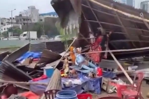 भारत ने बांग्लादेश में दुर्गा मंदिर विध्वंस पर यूनुस सरकार की तीखी आलोचना की