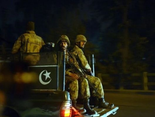  पाकिस्तान में बस से नौ यात्रियों को उतारकर ले गए आतंकी, गोली से भूना, बीएलए ने लिया जिम्मा