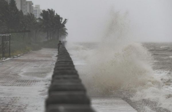  हैनान में टाइफून &lsquo;तापाह&rsquo; के कारण स्तर-4 तूफ़ान की चेतावनी जारी