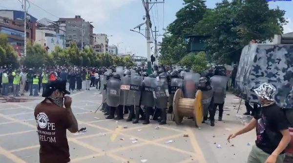 नेपाल में फंसे यात्रियों के लिए राहत: काठमांडू के लिए एयरलाइंस की सामान्य सेवाएं कल से बहाल, आज विशेष उड़ानें